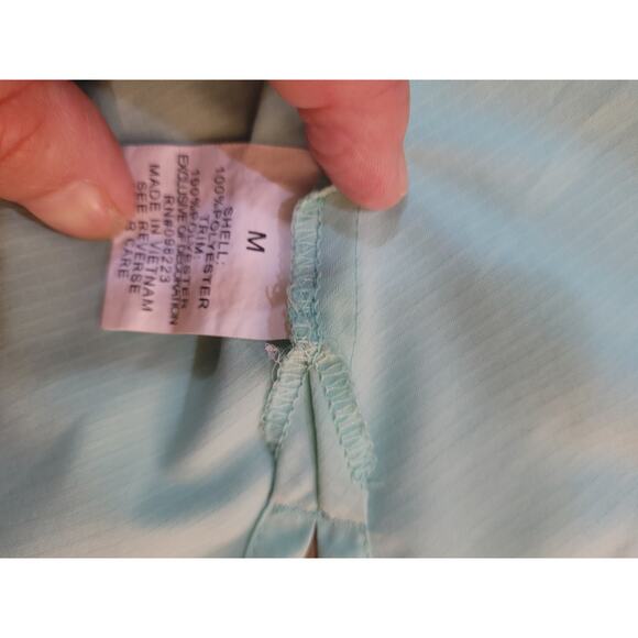 Magellan Women Fish Gear Shirt  Blue Button up Sz M - Picture 5 of 5